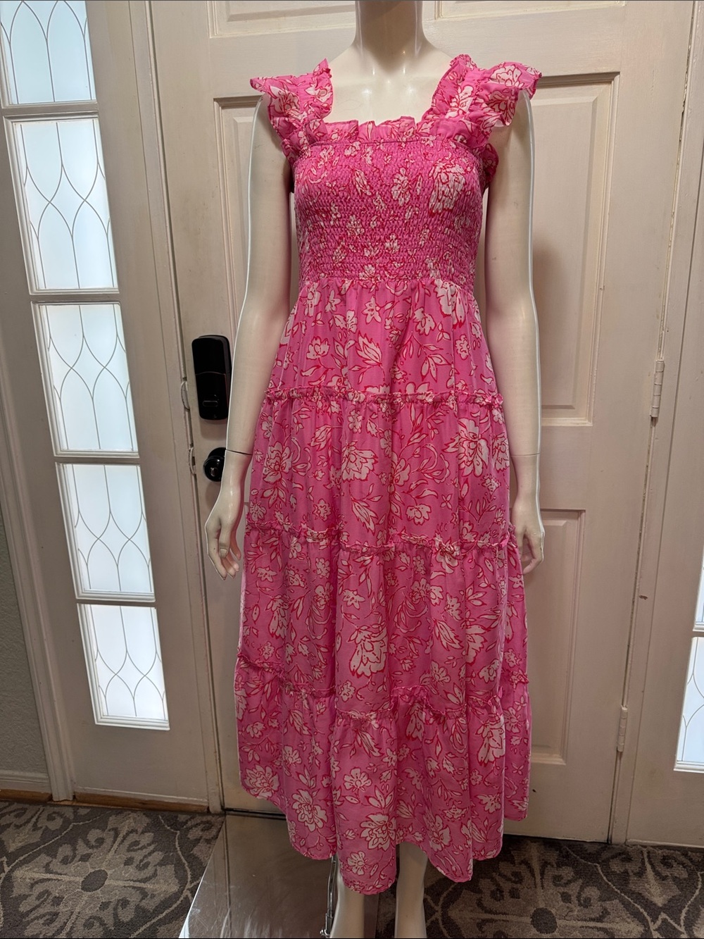 J. Marie Ruffle Button-Up Midi Dress Ruffle
Sleeves Tiered Dress Size Small